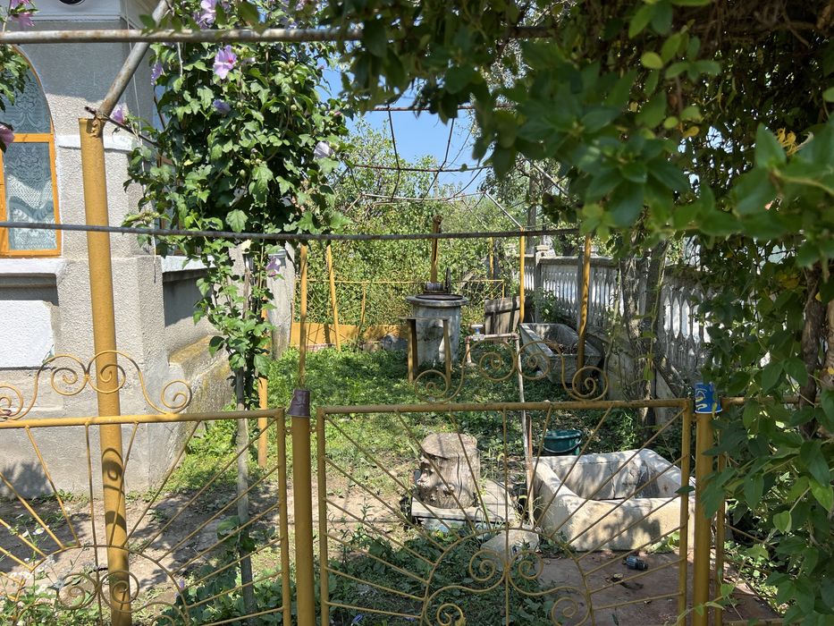 Vand casa batraneasca in Poiana-Turburea