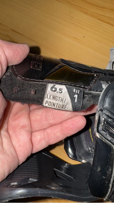 Коньки Bauer ультрасоники.