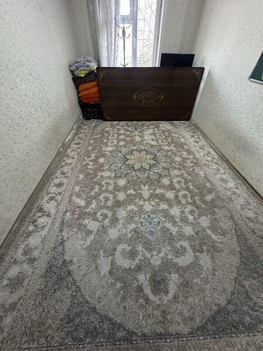 Gilam 3x5 sotiladi kelishamiz SROCHNI