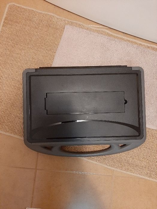 Panou solar portabil pentru incarcare acumulatori 12/24v