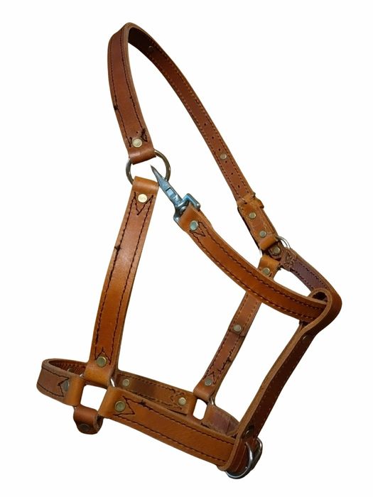 Сарач, амуниция за кон, палдъм, юзда, юлар, поводи, кантарма, гердан