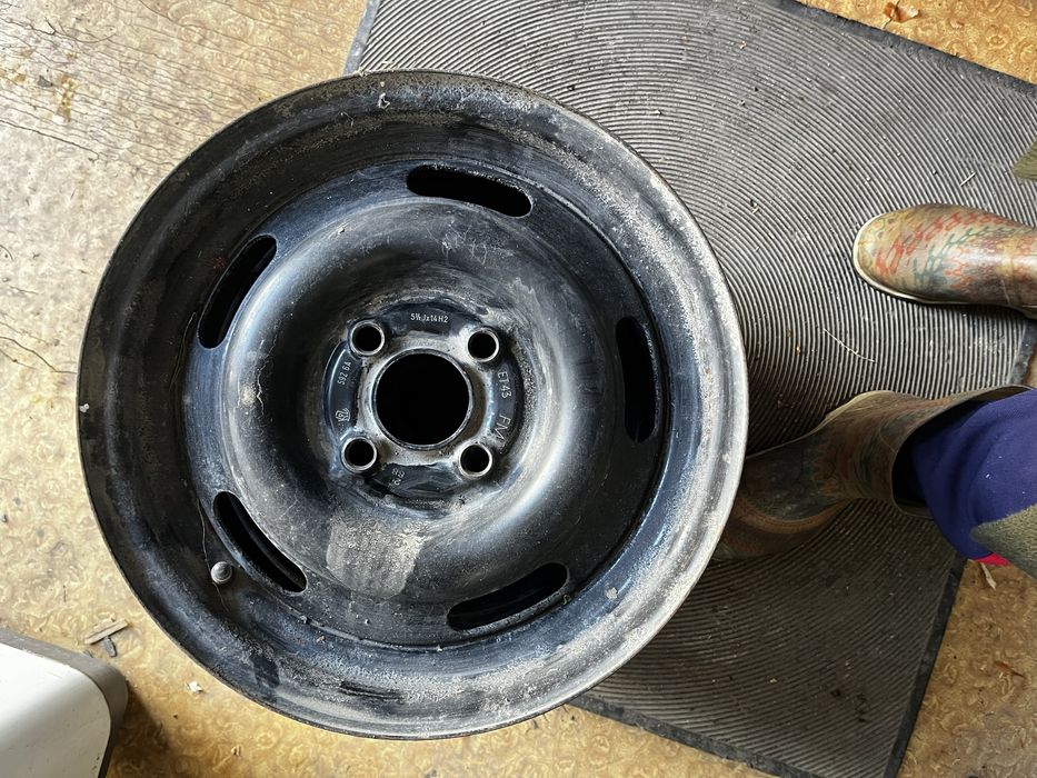 Диски железные. .