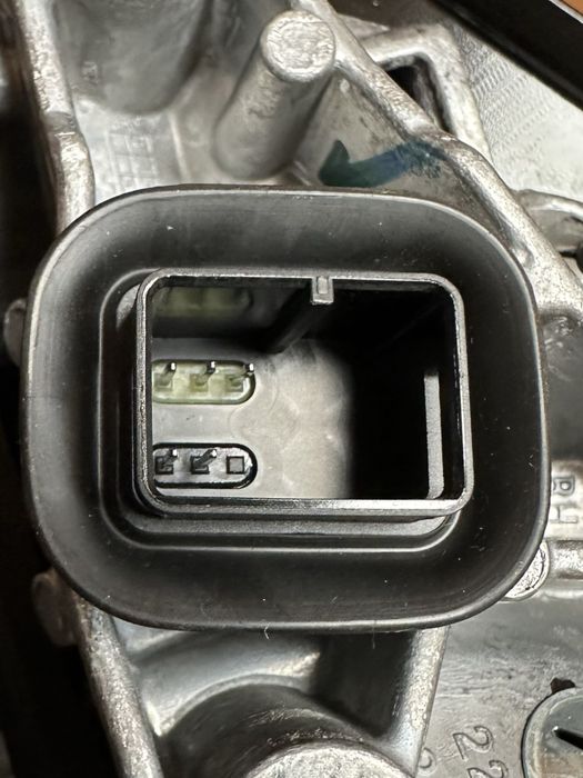 Oglinzi, Oglinda stanga / Oglinda dreapta BMW Seria 4 G26 2021-2025