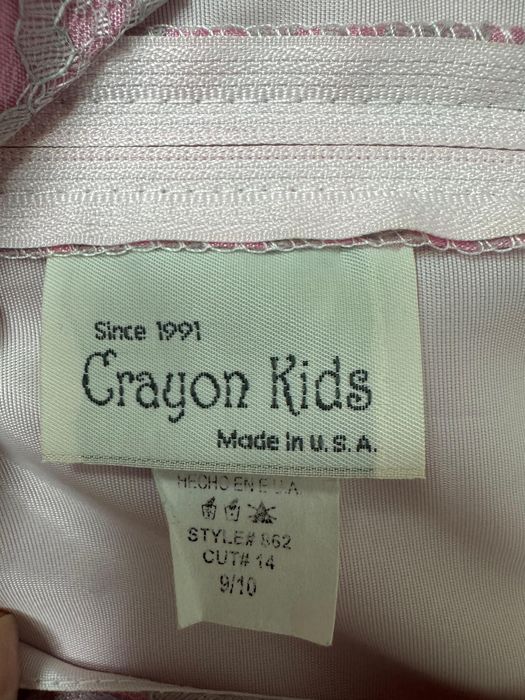 Продам  платье на девочку, рост 128