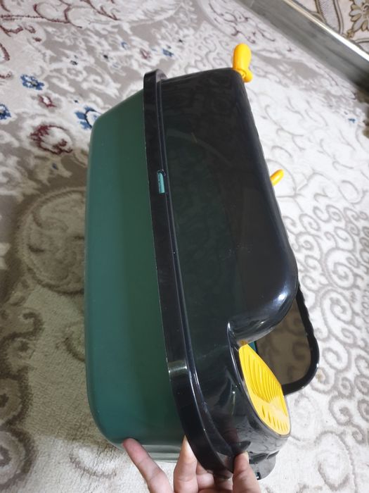 Миски и латок для кота