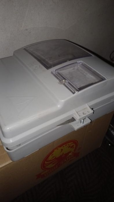 Продам Электрощиток Корпус Пластмассовый для Электросчетчика