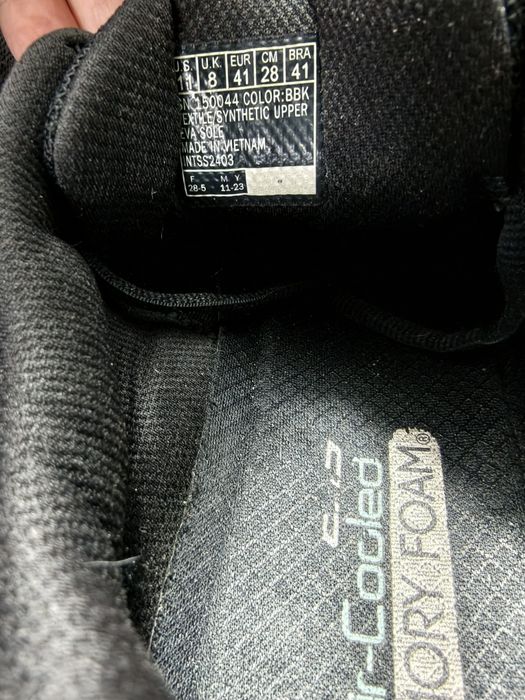 Кроссовки Sketchers