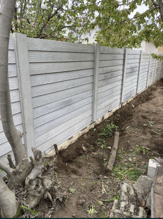 Garduri din beton armat