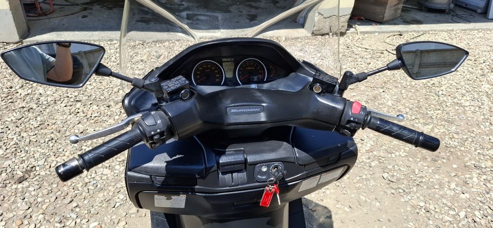 Suzuki burgman 400