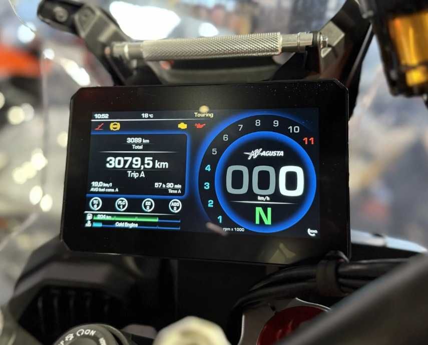 MV Agusta Enduro Veloce 2024, rulat