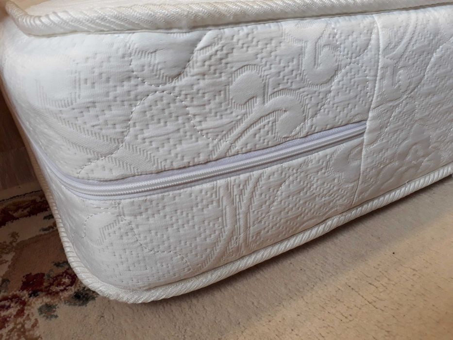 Продам Матрас ортопедический