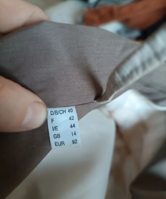 Pardesiu damă mărimea L – culoare bej