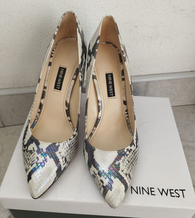 Pantofi varf ascuțit Nine West