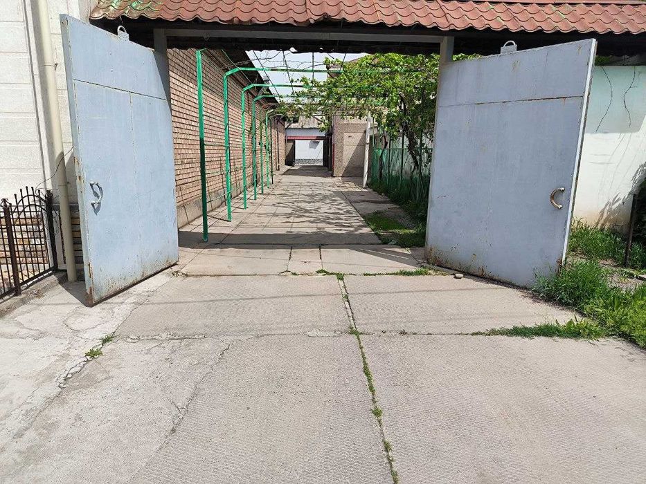 Sotiladi 13 sotix hovli Chingeldi Продается участок 13 сот на Чингелди