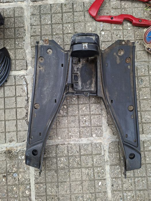 Части за aprilia sr 50