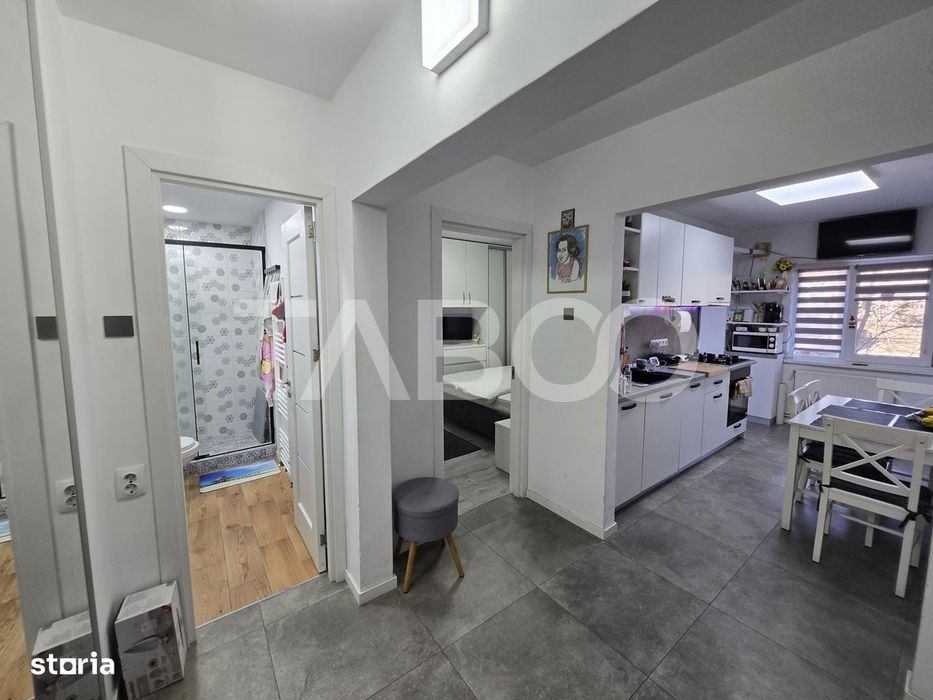 Apartament 2 camere de vanzare 51mpu decomandat Vasile Aaron Sibiu