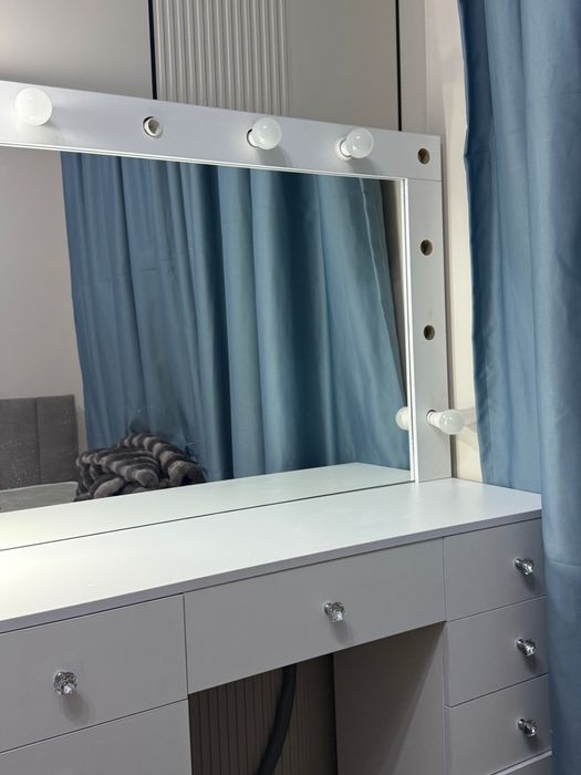 Туалетный столик женский