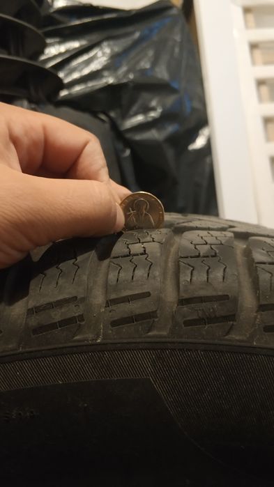 4 бр. зимни гуми Pirelli Sottozero + джанти 215/60 16 за Инсигния