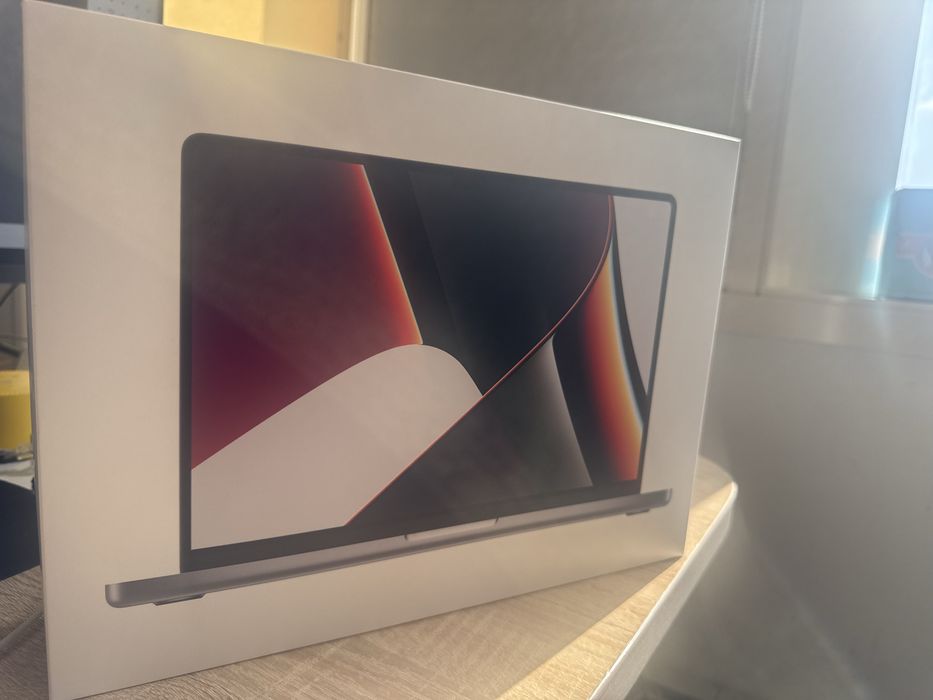 MacBook pro 14 Space Gray