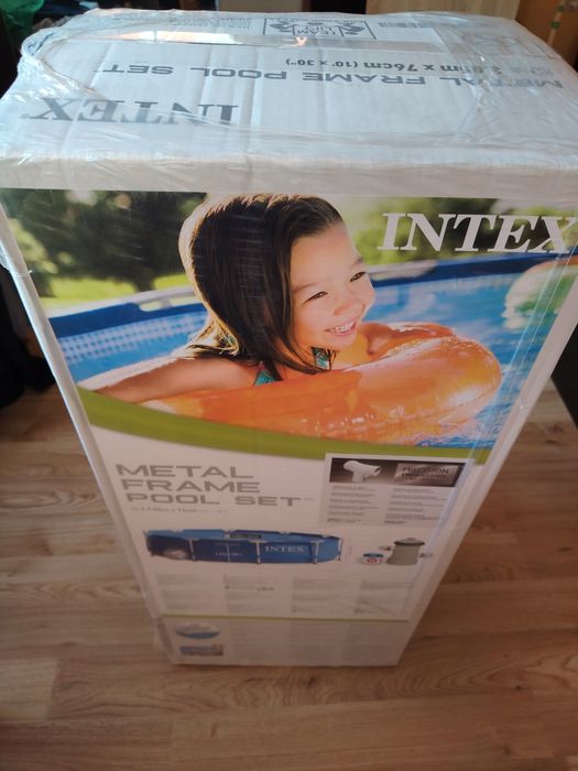 Басейн с метална рамка INTEX