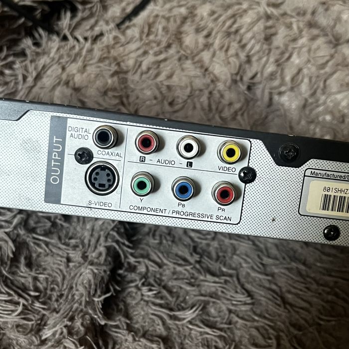 DVD проигрыватель LG dgk 875