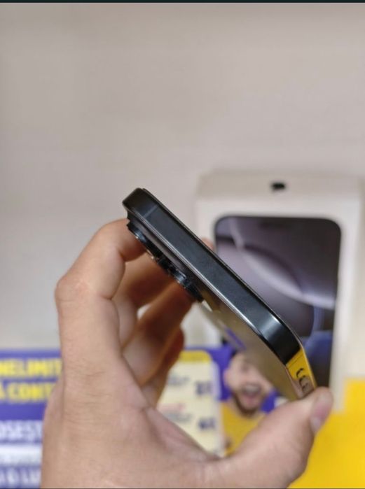 iPhone 16 Pro Max 256 Gb
