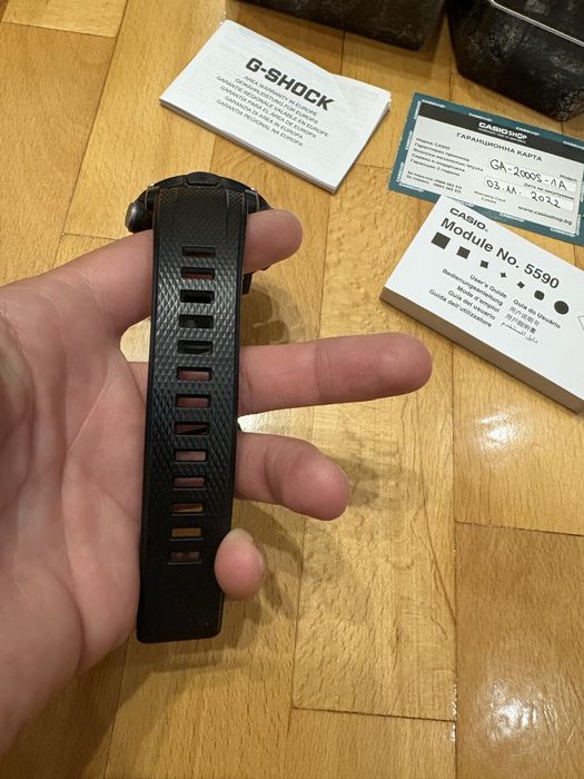Продавам Casio G Shock GA 2000