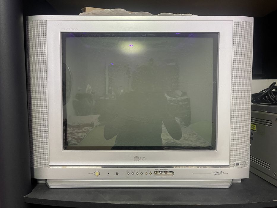 LG Televizor sotiladi