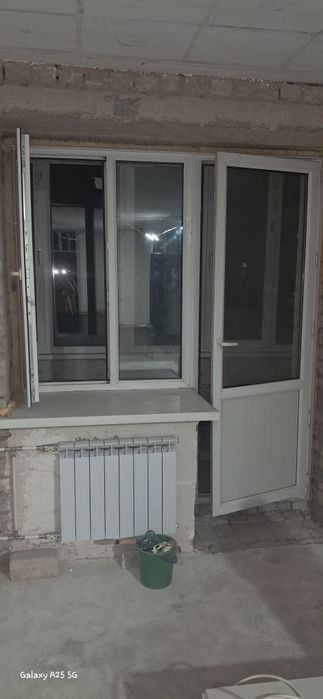 дверь на балкон пластиковая