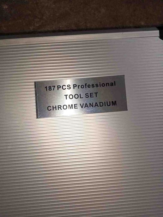 Набор слесарного инструмента