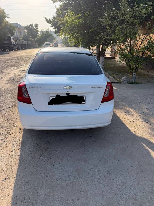 Chevrolet Lacetti / Gentra 2010 — 2