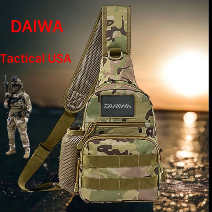 Тактическа чанта с мрежест джоб за бутилка подходяща за ловци рибари