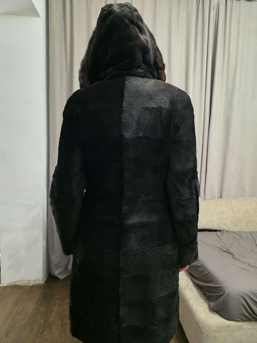 Продам шубу из щипанной нутрии