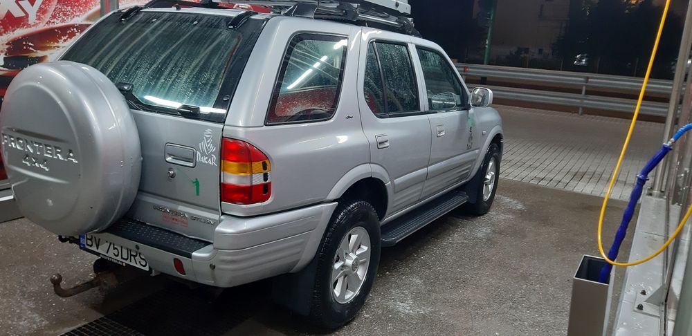 Proprietar vând OPEL FRONTERA B 4×4 2,2DTI an.2003