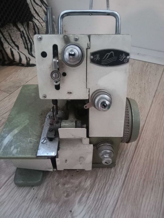 Мешкозашивочная машинка