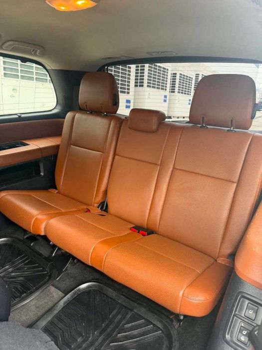 Toyota Sequoia 5.7 газ