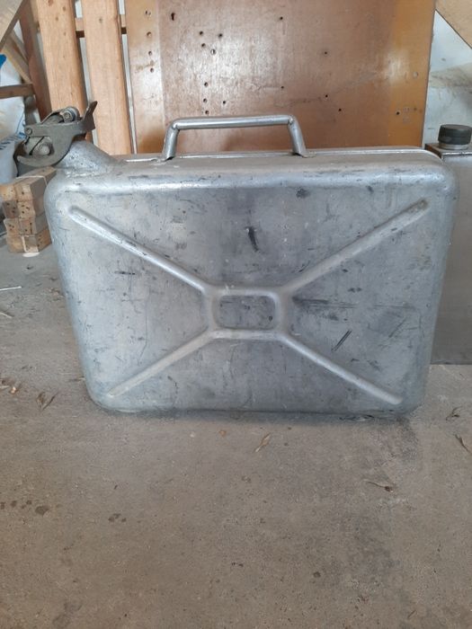 Канистр,20л алюмини