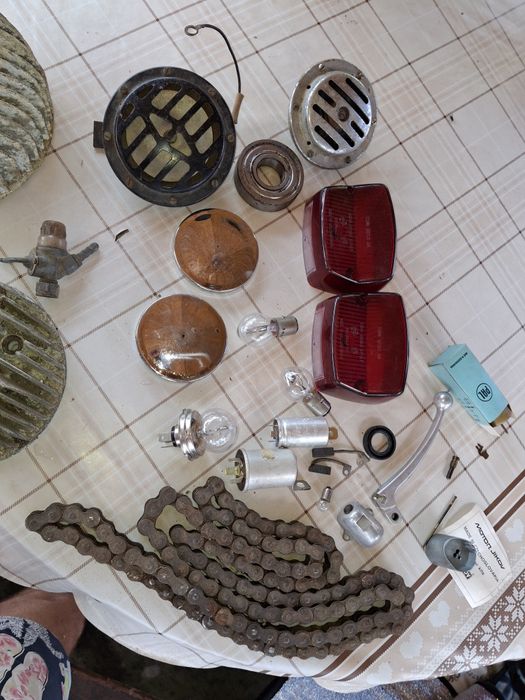 Оригинални части за Cz 250