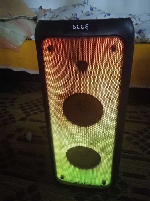 Boxa nou nouță de vanzare