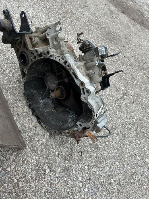 Скоростна кутия за Тойота Авенсис!2.0 кубика 116 к.с!Без пета скорост!