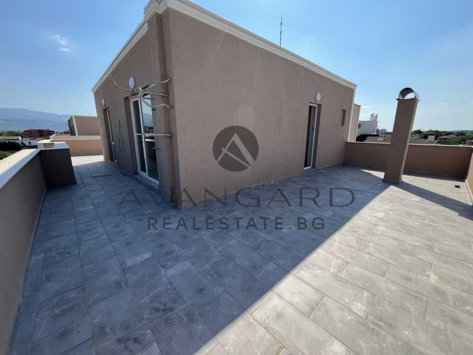 Продава се Двустаен апартамент в Пловдив, Остромила - 220 кв.м за 881 €/кв.м - Снимка #3