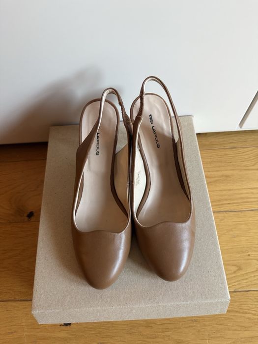 Кафяви обувки наток Ted Lapidus