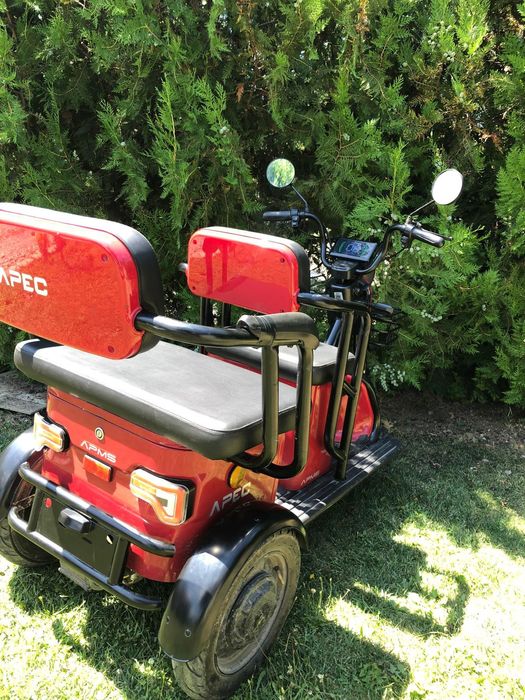 Triciclu electric-APEC