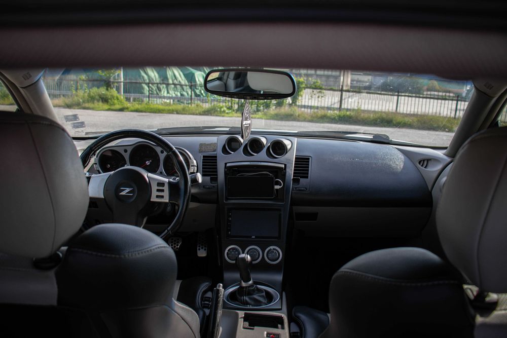Nissan 350z  z33