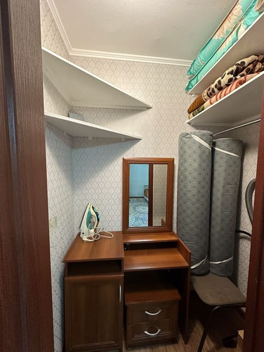 Продается спальный гарнитур