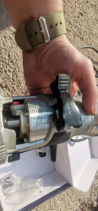 Оберфреза makita макита на 110v 770W