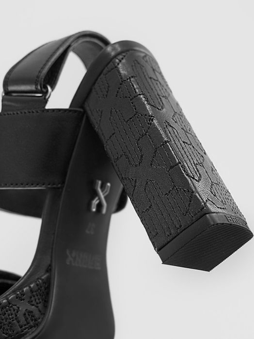 Босоножки кожаные Bronx, размер 37