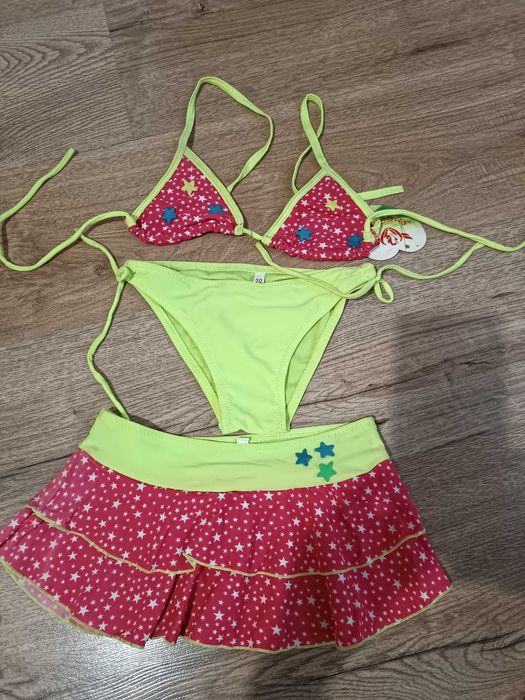 Детски плажен бански за момиче 2-7 години нов