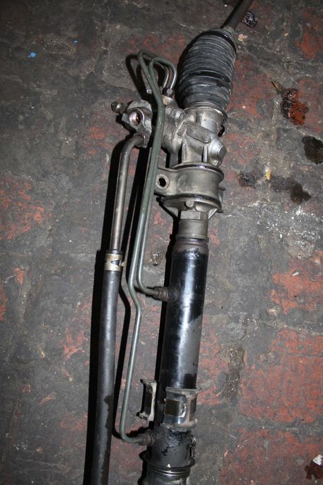 Кормилна рейка Сузуки балено 1.6 16в 97г Suzuki baleno 1.6 16v 1997