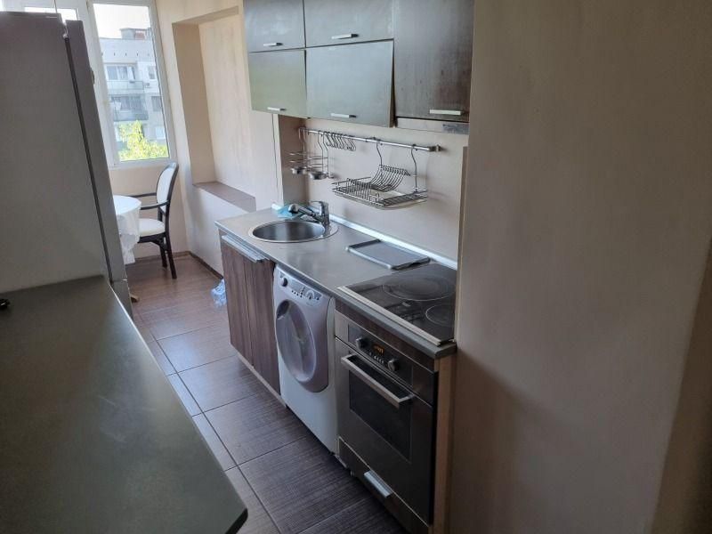 Дава се под наем Тристаен апартамент в София, Гео Милев - 75 кв.м за 749 € - Снимка #4